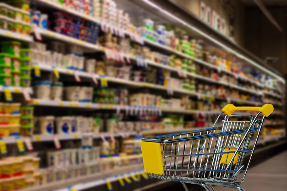 Где в Казахстане дороже покупать основные продукты