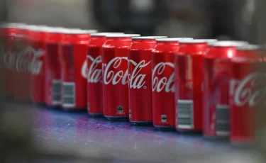 Будьте осторожны: Coca-Cola отзывает напитки из-за вредного химиката