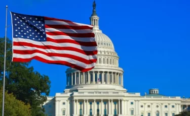Иностранцы боятся лететь в США: падение турпотока впервые с пандемии