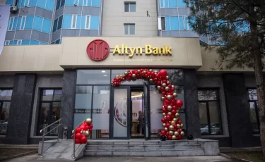 Altyn Bank обратился к своим клиентам