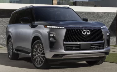 Новый Infiniti QX80 2025 представлен в Китае: мощнее и роскошнее Land Cruiser