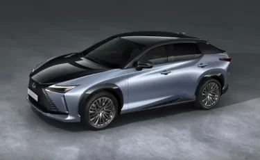 Lexus обновил электрокроссовер RZ