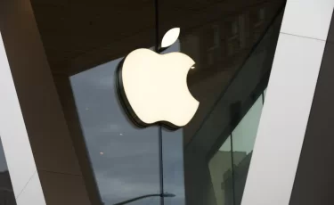 Цены на iPhone в Китае рухнули на 33%: Apple теряет рынок