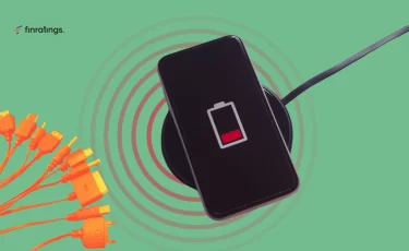Почему не стоит оставлять зарядку смартфона на ночь