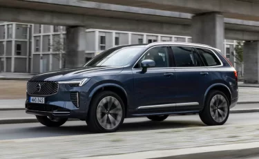 Volvo XC90: выносливый викинг среди кроссоверов или переоценённая легенда?
