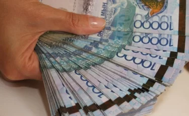 В Астане мошенники оформили кредит на пенсионерку