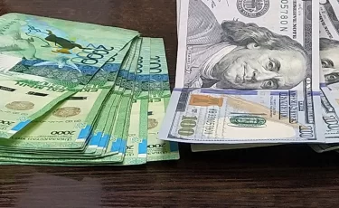 Эксперт спрогнозировал курс доллара в Казахстане