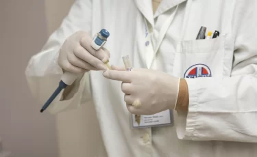 Почему даже с отчислениями в ФСМС можно остаться без медпомощи