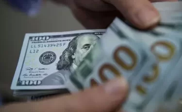 Тенге слабеет: сколько стоят доллар и евро 25 июля
