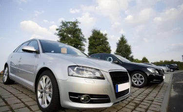 Впервые за полтора года в Казахстане подешевели новые авто