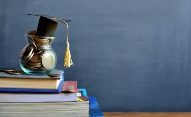 Стоимость обучения в вузах Kaзахстана: KIMEP и Haзарбаев Университет лидируют