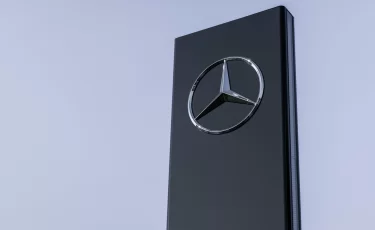 Mercedes-Benz начнет выпускать новые авто из утилизированных машин