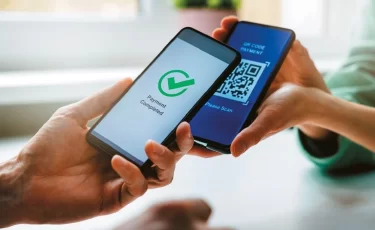 Карта, наличные или Apple Pay: какой способ оплаты удобнее казахстанцам