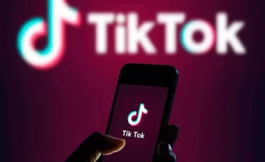 TikTok-бизнес «на воздухе»: подростки обманули десятки казахстанцев