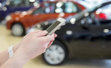 Казахстанку обманули на 585 тыс тенге при переоформлении авто