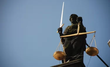 Астанчанка добилась в суде дополнительных выплат на реабилитацию ребенка с аутизмом