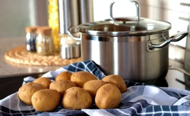 Траты на продукты растут в семьях Казахстана