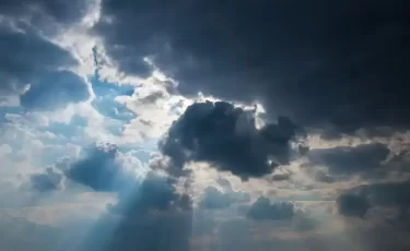 Казахстан накроют переменная облачность и осадки