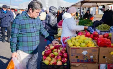 В Астане открылась ярмарка фермерских продуктов на ипподроме