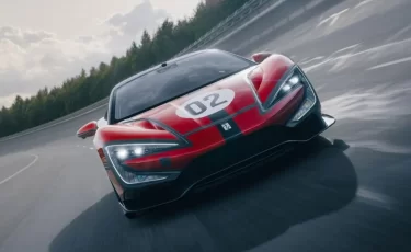 Китайский электрокар побил мировой рекорд скорости, обойдя Tesla и Porsche