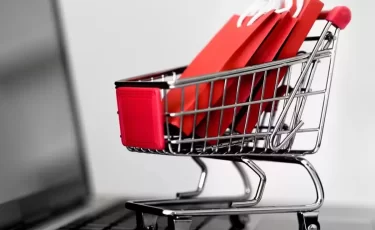 Казахстанцам объяснили, что изменится при покупках с зарубежных маркетплейсов