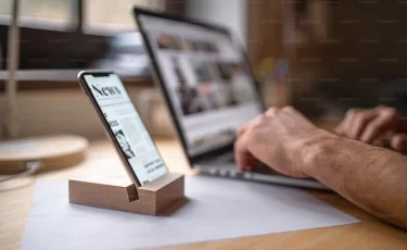 Kaspi.kz демонстрирует гибкость, Казпочта шокирует тарифами, а ЕПВ хотят “заморозить”