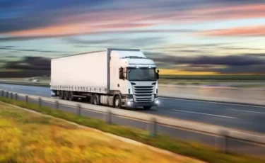 С 9 ноября таможенники в Казахстане будут работать по новым правилам