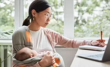 Хочешь вернуться на работу после декрета? Шансы — всего 13%