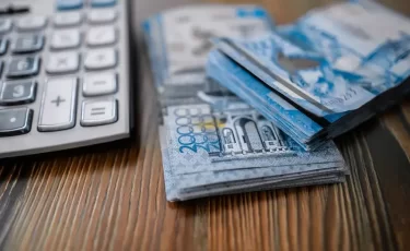 Казахстанцы побили рекорд по сумме потребкредитов