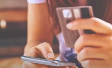 С 2026 года налоговая узнает, сколько казахстанцы зарабатывают на самом деле