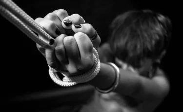 Искал работу, но попал в сексуальное рабство: с чем сталкиваются безработные казахстанцы