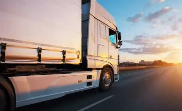 Китай откроет «зеленый коридор» для казахстанских дальнобойщиков