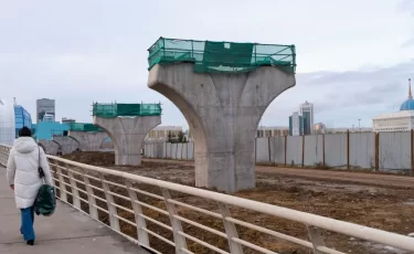 В сети появилось видео салона LRT в Астане