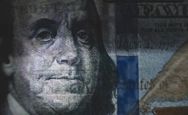 Курсы валют в Казахстане на 17 ноября: доллар рвется вверх