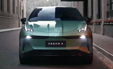 Ищете самый безопасный электрокар? Эксперты назвали лидера