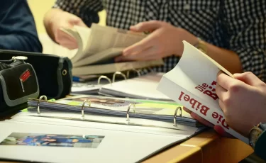 Заплатили по 500 тысяч — остались ни с чем: «Tesla Education» внезапно закрылась и перестала выходить на связь