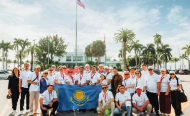 Казахстанцев со стажем более 20 лет бесплатно отправили в путешествие по США