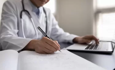 Как оплачивается больничный лист в Казахстане