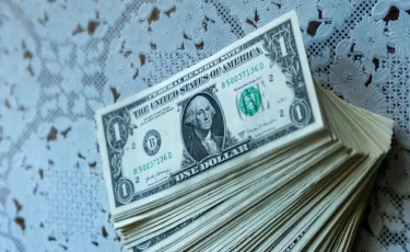 Доллар подорожал: свежие курсы в Алматы, Астане и Шымкенте