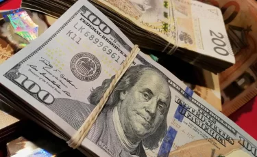 Курс доллара на 23 ноября: обменники снова подняли цены