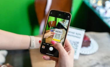 Карта, телефон или QR? Данные показали неожиданных лидеров