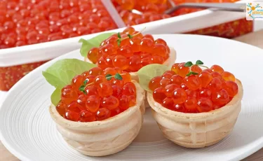 Икра со скидкой: перед Новым годом активизировались мошенники