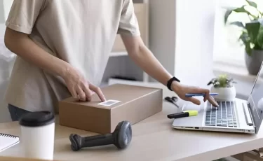 Чем недовольны покупатели в Казахстане и чем жертвуют продавцы