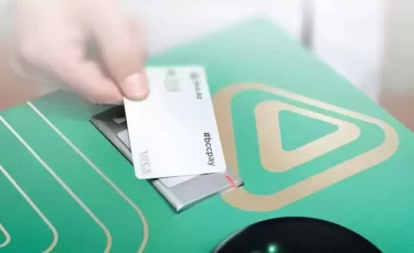 Банк ЦентрКредит ввел лимит на карты