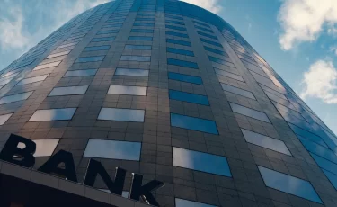 «Рынок не должен платить за произвол»: эксперт о новом механизме спасения банков