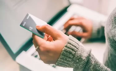 Банк ЦентрКредит обновляет часть тарифов с 10 декабря