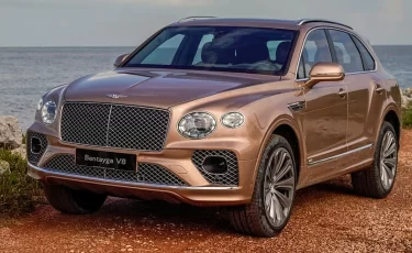 Электрический кроссовер Bentley: появились первые фото