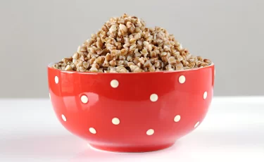 Гречка по 500 тенге? В Астане выявили завышение цен перед праздниками