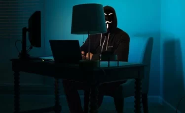 Лжеброкеры усилили атаки на казахстанцев: как не попасться