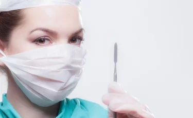 Бьюти-взрыв за счет ЕНПФ: казахстанцы забрали миллиарды на операции